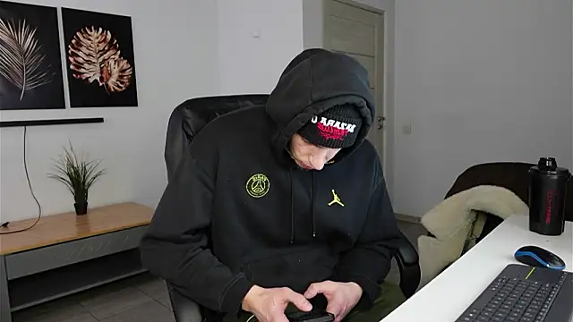 Snapshot of Ryan_Dozer chatting on 21, 2, 2026 Ryan Dozer online show from 21, 2, 2026