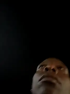 Snapshot of littyleesh1 chatting on 6, 11, 2025 littyleesh1 online show from 6, 11, 2025