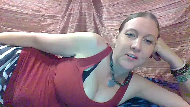Snapshot of chickandherdick chatting on 12, 10, 2025 chickandherdick online show from 12, 10, 2025