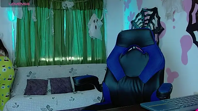 Snapshot of koko_dam chatting on 30, 10, 2025 koko dam online show from 30, 10, 2025