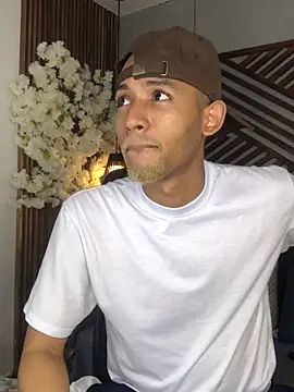 B Wild online show from 8, 10, 2025