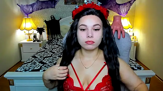 Snapshot of OmniaSher chatting on 27, 10, 2025 OmniaSher online show from 27, 10, 2025