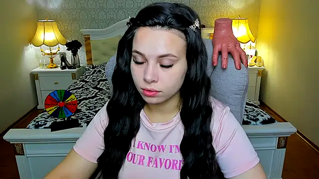 Snapshot of OmniaSher chatting on 12, 11, 2025 OmniaSher online show from 12, 11, 2025