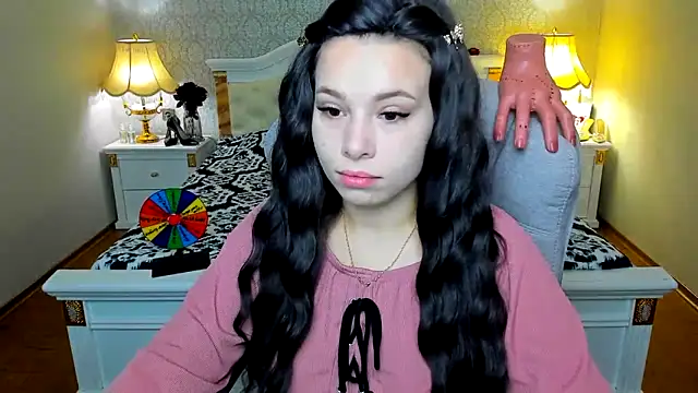 Snapshot of OmniaSher chatting on 16, 11, 2025 OmniaSher online show from 16, 11, 2025