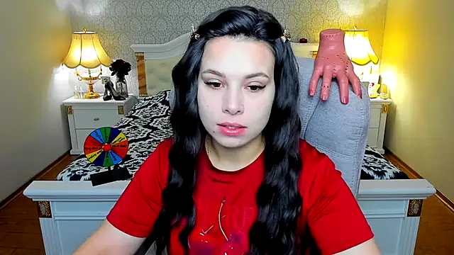 Snapshot of OmniaSher chatting on 19, 11, 2025 OmniaSher online show from 19, 11, 2025