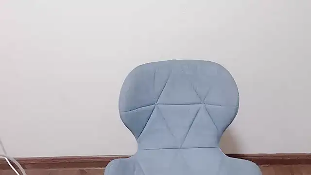 Snapshot of Queen_ww chatting on 14, 11, 2025 Queen ww online show from 14, 11, 2025