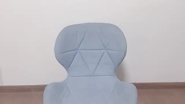 Snapshot of Queen_ww chatting on 18, 12, 2025 Queen ww online show from 18, 12, 2025