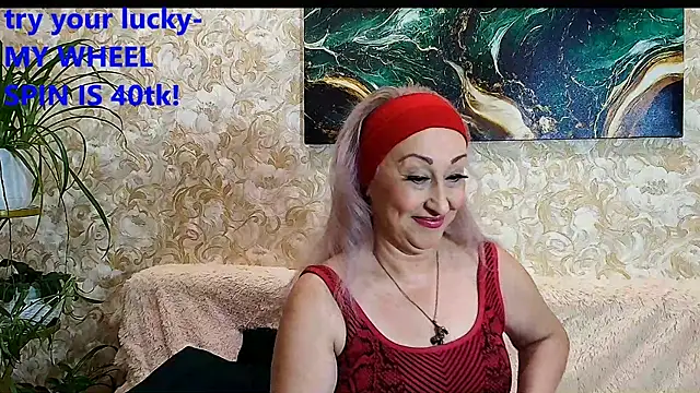  Sara  Smith  online show from 3, 12, 2025