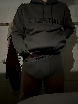 Snapshot of Jamilo_young chatting on 25, 9, 2025 Jamilo young online show from 25, 9, 2025