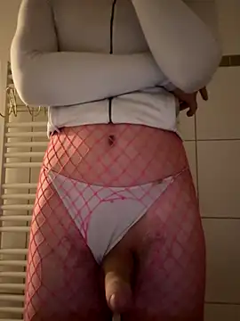 Snapshot of Jamilo_young chatting on 26, 10, 2025 Jamilo young online show from 26, 10, 2025