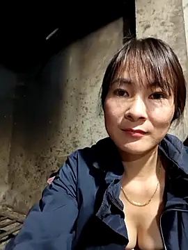 Yumyum kiw online show from 16, 12, 2025