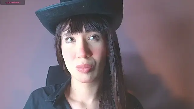 Electra Gosselin online show from 18, 12, 2025