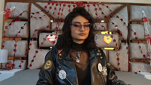LilyRouset online show from 12, 9, 2025