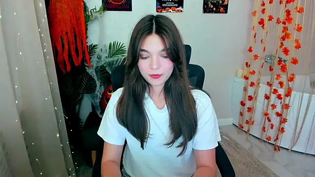 DivineAmour online show from 16, 10, 2025