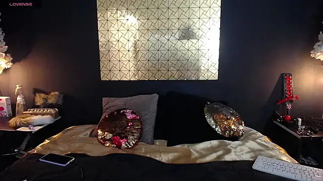 Snapshot of kinky_momm chatting on 21, 3, 2026 kinky momm online show from 21, 3, 2026