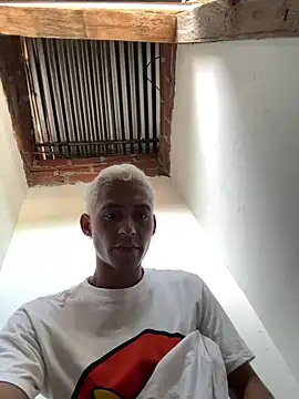 Snapshot of Boy_hot- chatting on 11, 3, 2026 Boy hot- online show from 11, 3, 2026