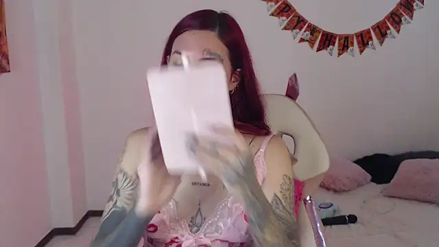 Maddy Vicius19 online show from 19, 10, 2025