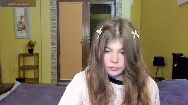 Lilly Jess online show from 27, 10, 2025