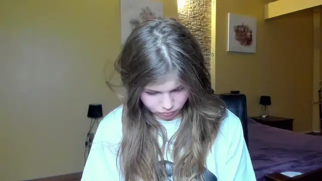 Lilly Jess online show from 20, 11, 2025