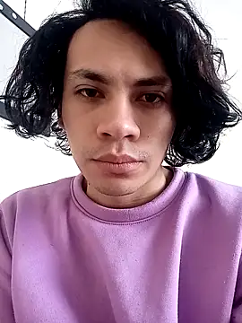 Snapshot of kittymutant99 chatting on 21, 12, 2025 kittymutant99 online show from 21, 12, 2025