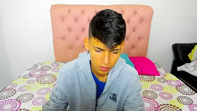 Snapshot of asbeell_grigory chatting on 3, 10, 2025 asbeell grigory online show from 3, 10, 2025