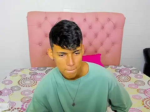 Snapshot of asbeell_grigory chatting on 9, 10, 2025 asbeell grigory online show from 9, 10, 2025