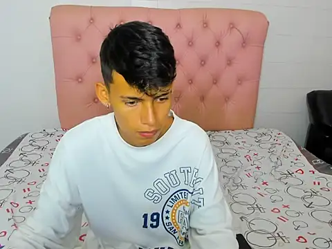 Snapshot of asbeell_grigory chatting on 10, 10, 2025 asbeell grigory online show from 10, 10, 2025