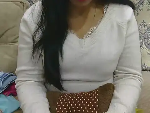 MISS SOMIYA online show from 8, 1, 2026