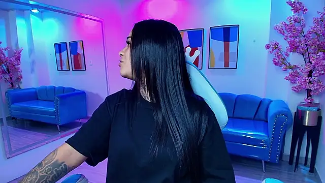 Black roseee online show from 14, 3, 2026