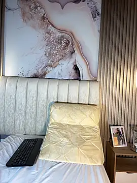 Snapshot of Dakota_Evanns chatting on 9, 3, 2026 Dakota Evanns online show from 9, 3, 2026