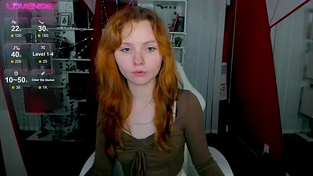 AlisHanson online show from 14, 10, 2025