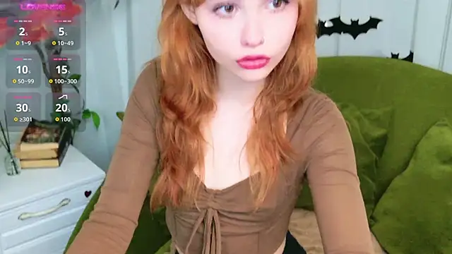 AlisHanson online show from 24, 10, 2025