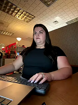 Snapshot of PlayWithBrittany chatting on 22, 10, 2025 PlayWithBrittany online show from 22, 10, 2025