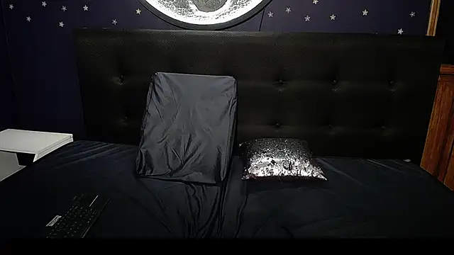 Snapshot of Fairy_marie12 chatting on 24, 10, 2025 Fairy marie12 online show from 24, 10, 2025