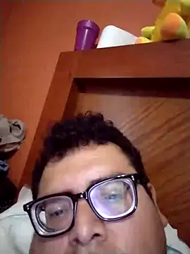 Santiagoqro85 online show from 12, 10, 2025