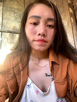 chipp-bong online show from 10, 10, 2025