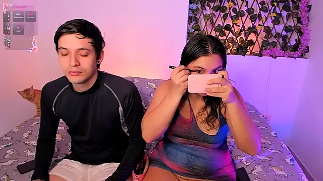 Snapshot of kylietimothee chatting on 23, 11, 2025 kylietimothee online show from 23, 11, 2025