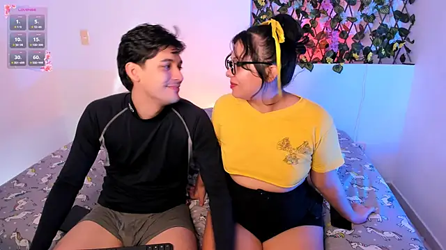 Snapshot of kylietimothee chatting on 6, 1, 2026 kylietimothee online show from 6, 1, 2026