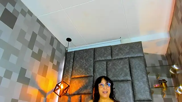 Jenni Zeller online show from 15, 11, 2025