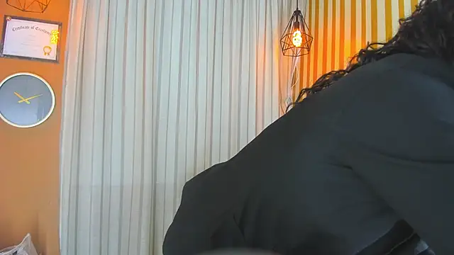 Jenni Zeller online show from 22, 11, 2025