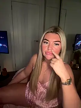 EmilyKingg online show from 14, 9, 2025