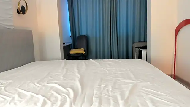 yanyaan online show from 4, 11, 2025