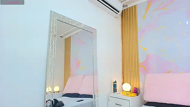 AlishaDixon online show from 4, 11, 2025