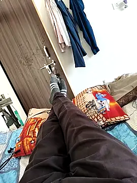 Snapshot of Chanderi19 chatting on 2, 12, 2025 Chanderi19 online show from 2, 12, 2025