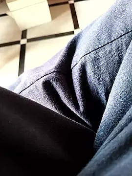 Snapshot of Chanderi19 chatting on 17, 1, 2026 Chanderi19 online show from 17, 1, 2026