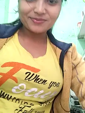 Hot-Pooja25 online show from 6, 1, 2026