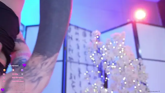 Snapshot of hot_Milena chatting on 19, 10, 2025 hot Milena online show from 19, 10, 2025