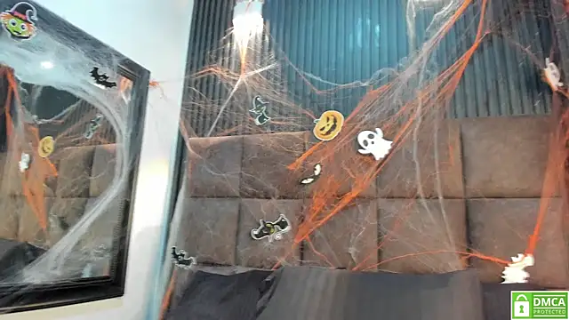 Sussy Vixen online show from 4, 11, 2025