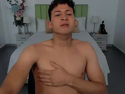 Snapshot of Axel_savage chatting on 17, 9, 2025 Axel savage online show from 17, 9, 2025