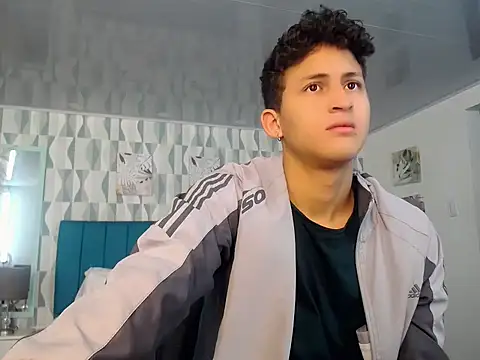 Snapshot of Axel_savage chatting on 1, 10, 2025 Axel savage online show from 1, 10, 2025